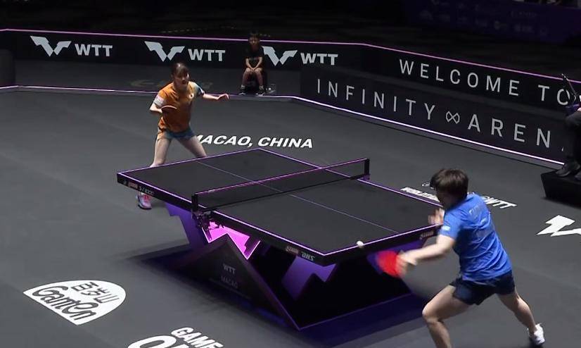 KAIYUN SPORTS-关于莎拉波娃在老鹰比赛中出色发挥，晋级下一阶段引发热议！比赛高潮迭起的信息