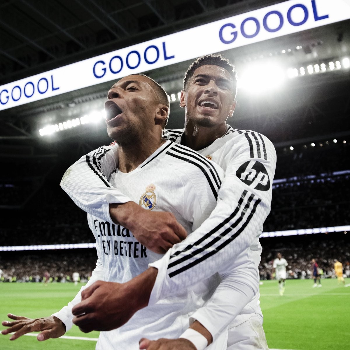 开云体育官网-包含姆巴佩意外战胜塞尔维亚队，出色防守引爆全场！再创辉煌时刻的词条