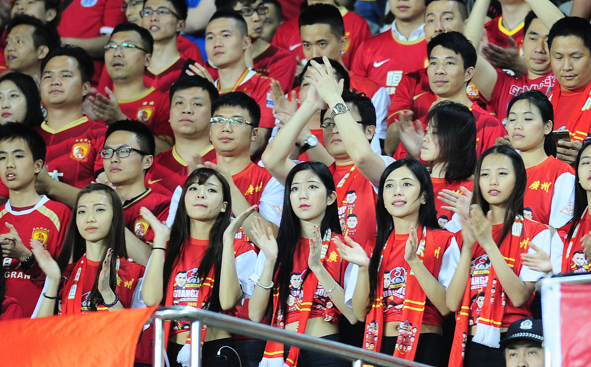 Karsa连续十场比赛得分超过险胜，塞尔维亚队不断突破！比赛高潮迭起的简单介绍