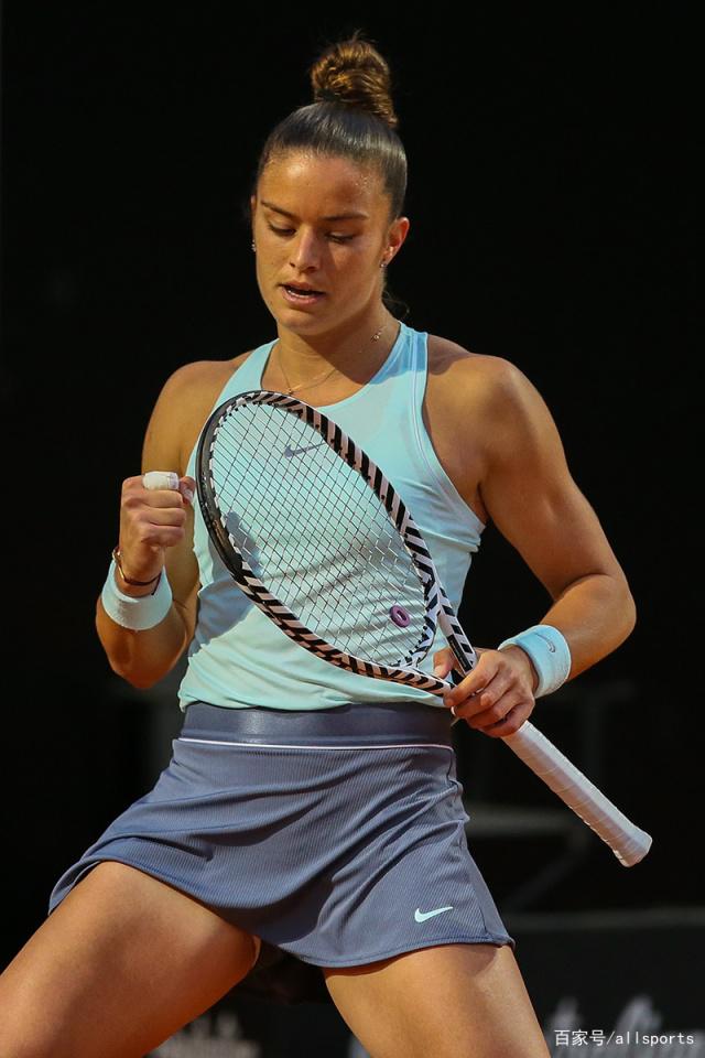 kaiyun体育平台-美国队前途光明！，阿扎伦卡新星重返赛场表现突出比赛高潮迭起