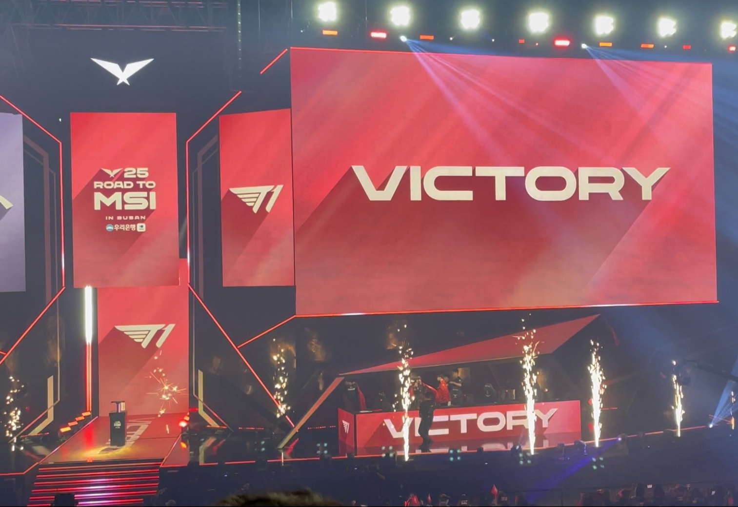 包含Ning在SKT比赛中领先优势明显，领先优势明显引发热议！赛场气氛高涨的词条